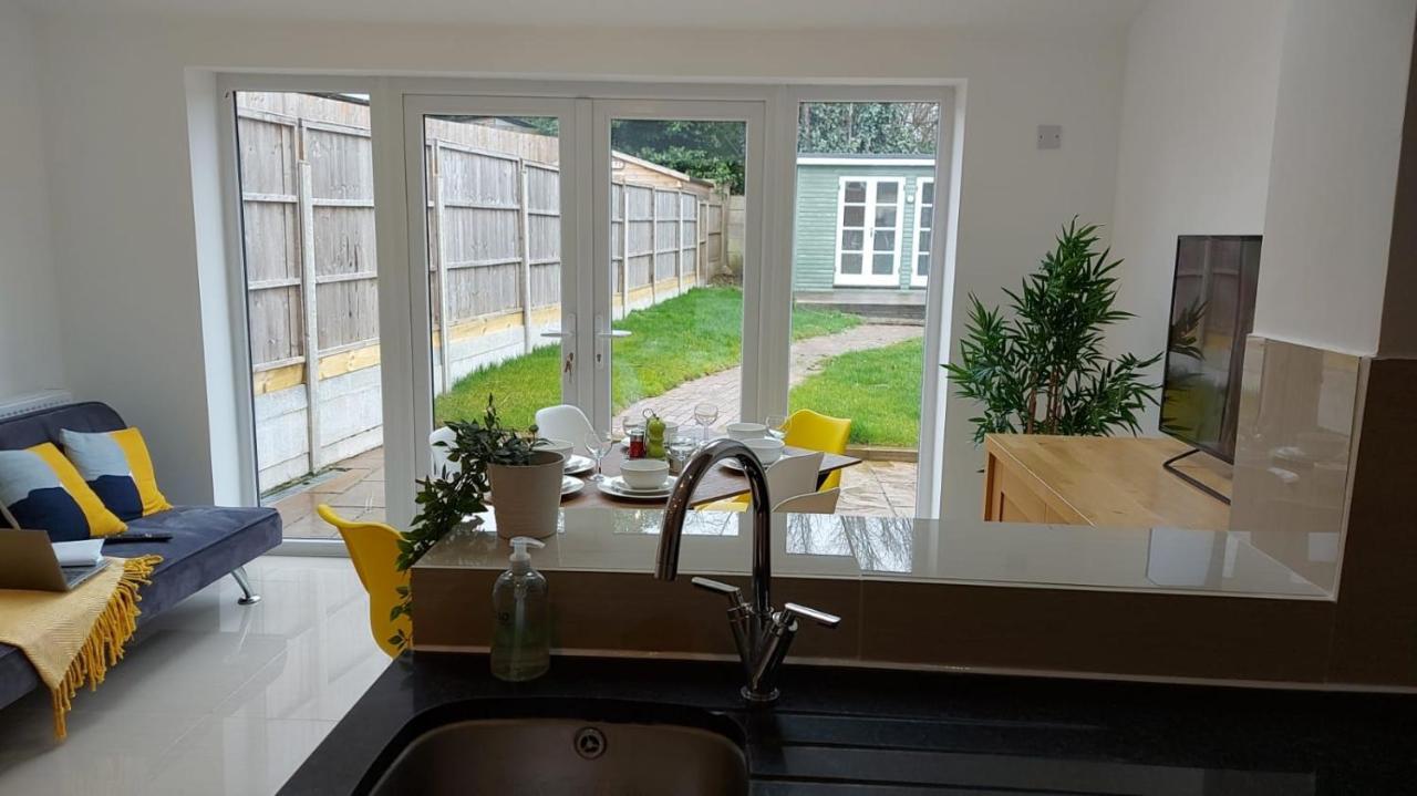 Central Ashford Stay - Contractors & Families Welcome - Free Parking 외부 사진